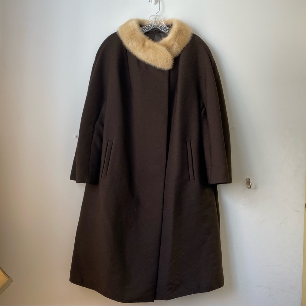 VTG Modell Mid-Century Fur Collared Swing Coat| Regency | Old Hollywood | Mod- M - Picture 2 of 6